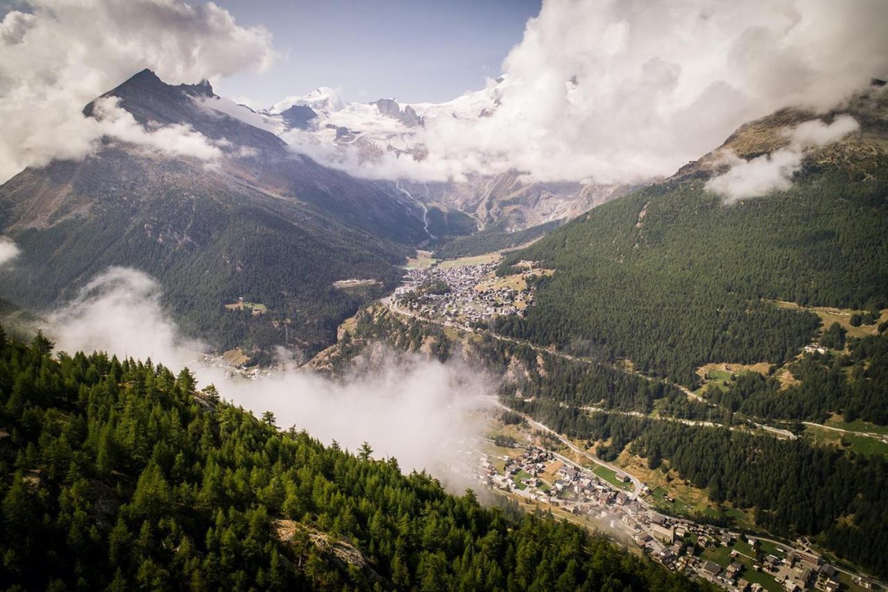 Helles, Chalet-Stil Apartment Mit Allalinblick Saas-Fee Eksteriør bilde