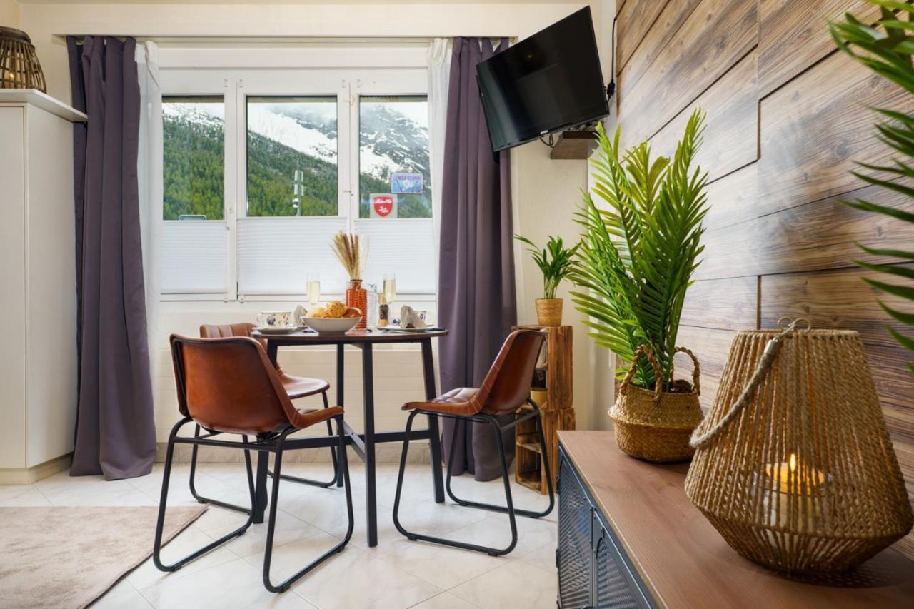 Helles, Chalet-Stil Apartment Mit Allalinblick Saas-Fee Eksteriør bilde